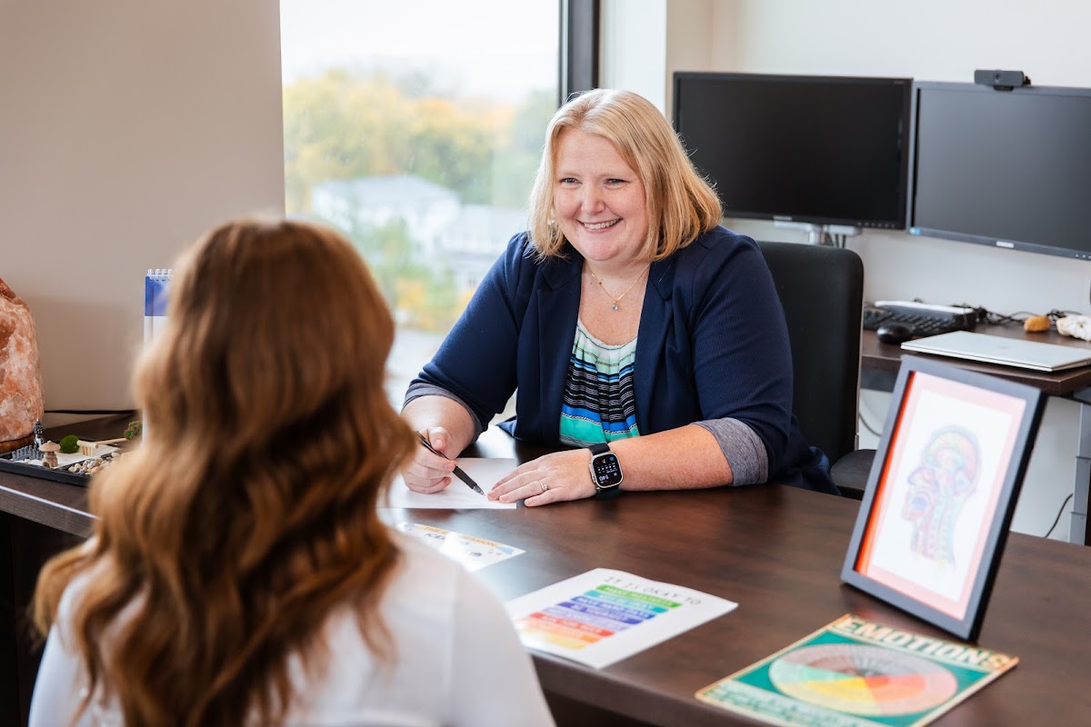 DMU Clinic — Behavioral Health - Foto 5