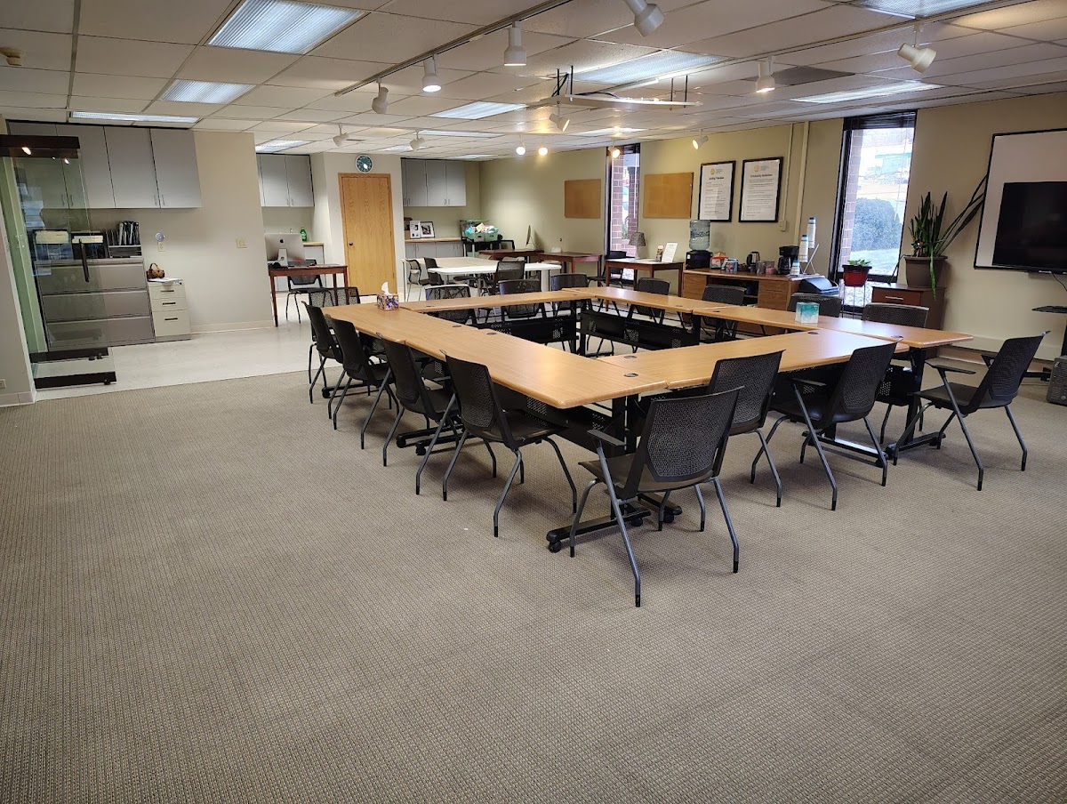 Full Circle Recovery Community Center (Des Moines) - Photo 6