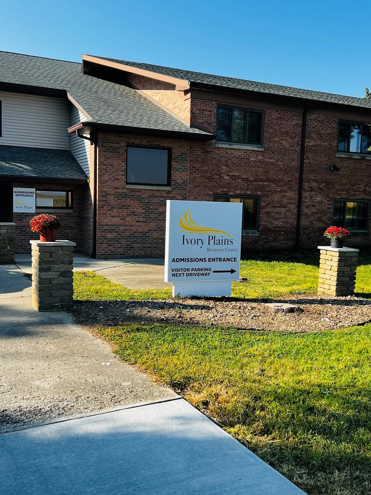 Ivory Plains Recovery Center - Photo 3