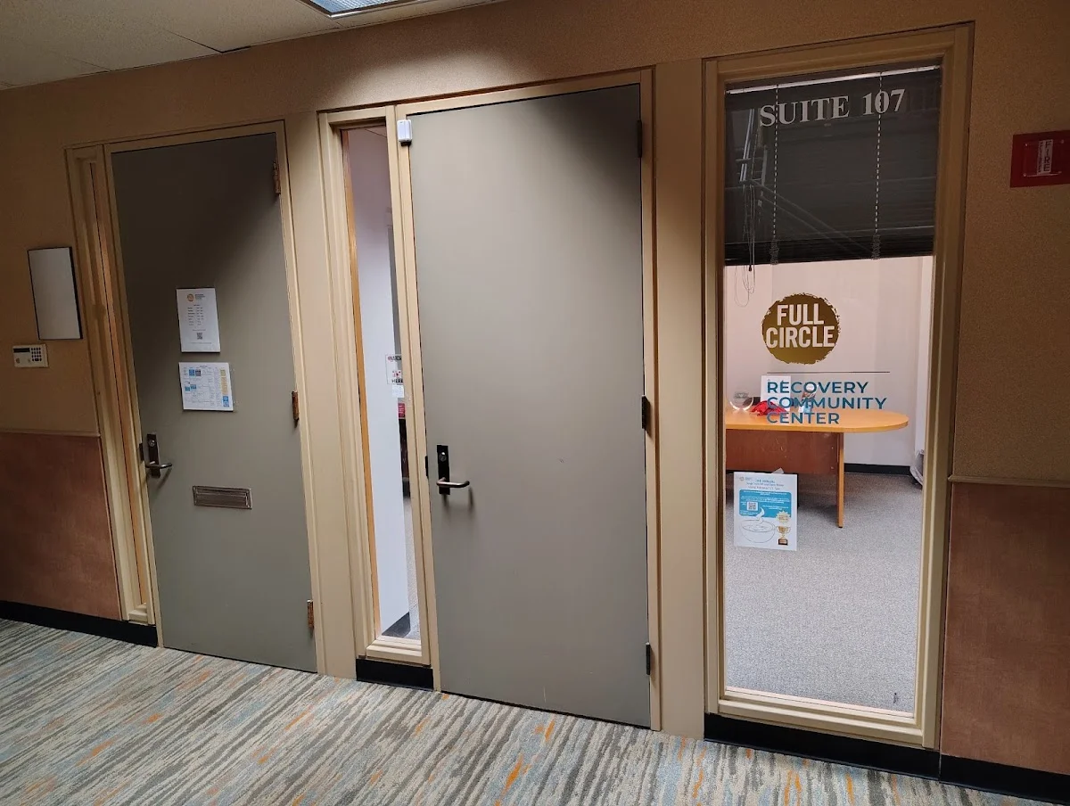 Full Circle Recovery Community Center (Des Moines) - Photo 4