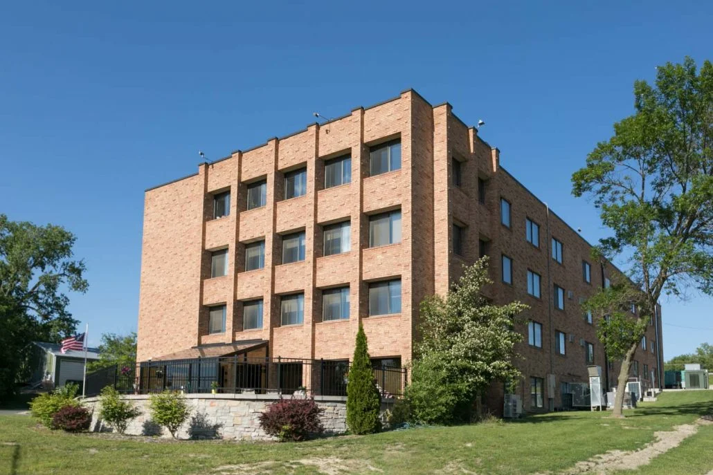 Rehabilitation Center of Des Moines - Photo 3