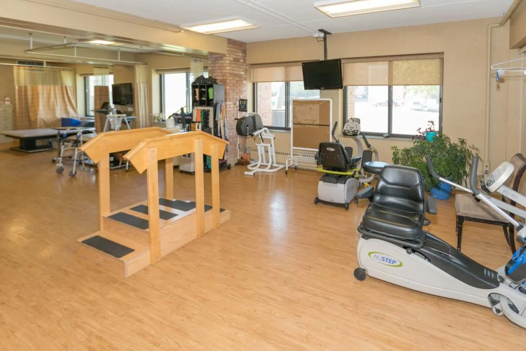 Rehabilitation Center of Des Moines - Photo 4